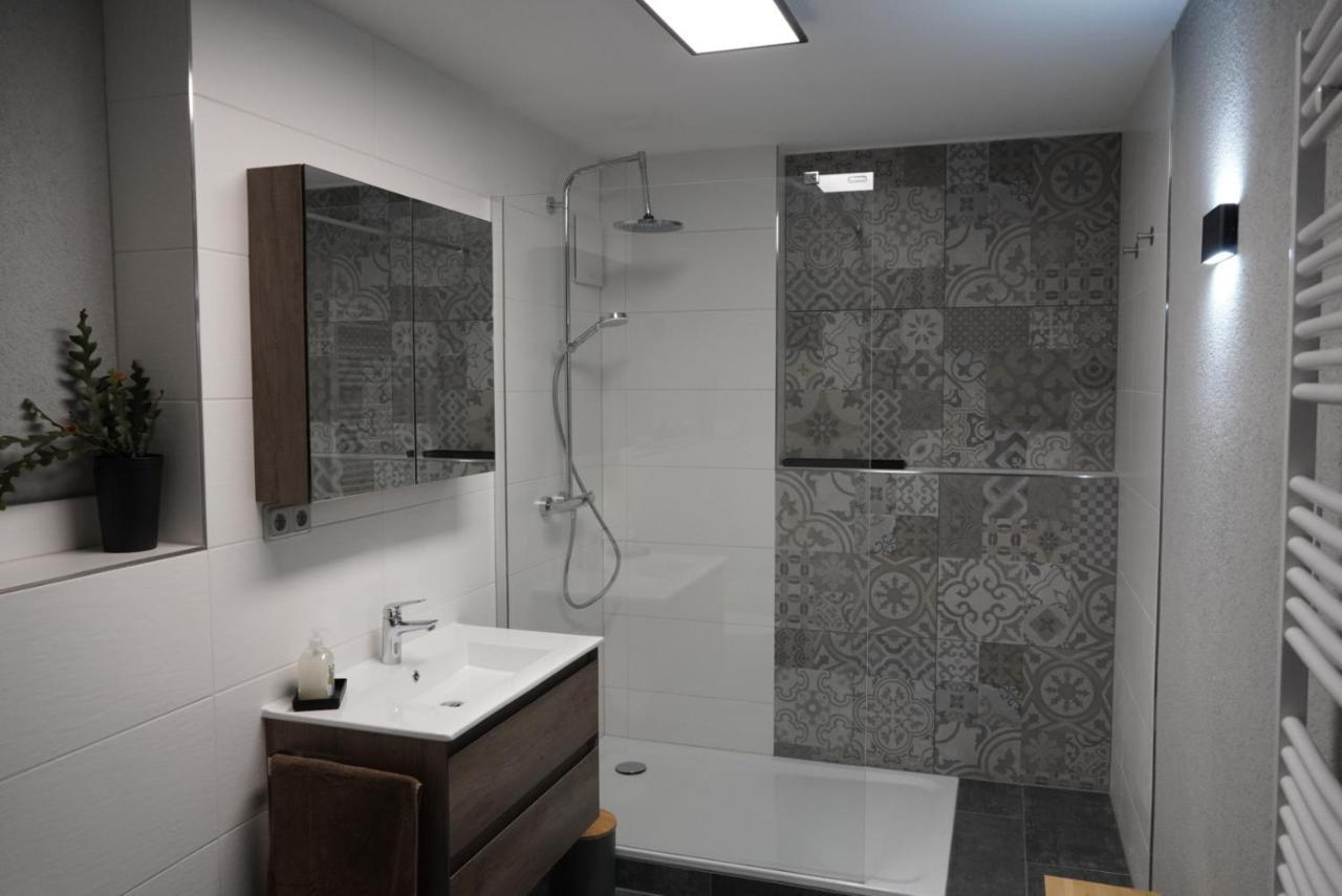 Schoener Als Zuhause - In Apartment *